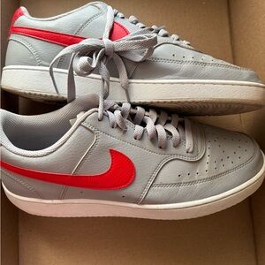 Nike Men's Gray and Red Sneakers